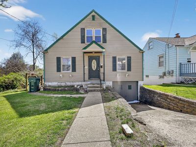 1893 Ashbrook Dr