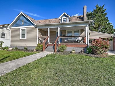 146 E Park Dr