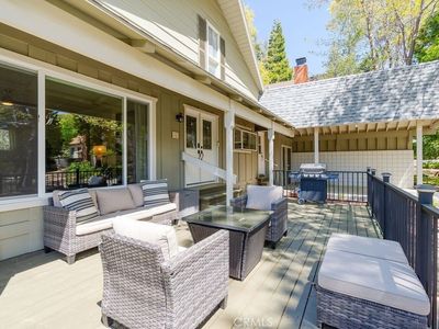 326 Heliotrope Dr