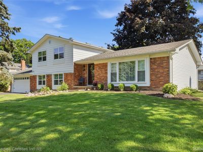 5569 Tadworth Pl