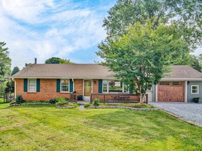 1123 Roundtree Dr