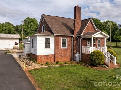 2582 Startown Rd