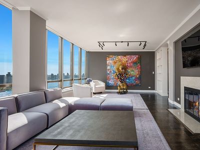 860 United Nations Plz