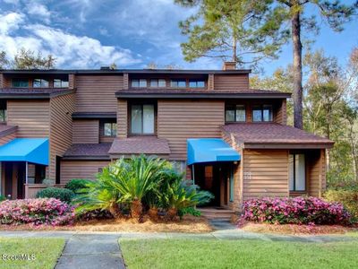 Property at 915 Wimbledon Dr, Saint Simons Island, GA