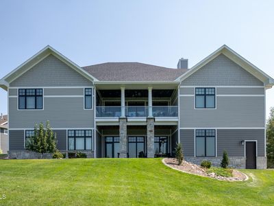3212 Aspen Ln
