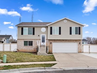 427 W 275 N