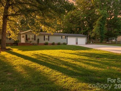 446 Heritage Cir