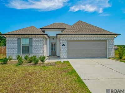 11533 Densmore Dr