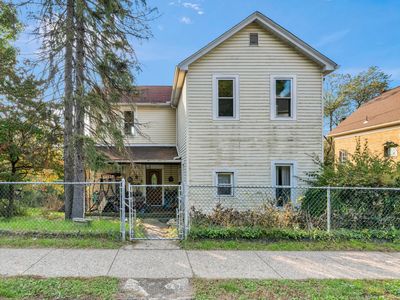 97 Fountain St