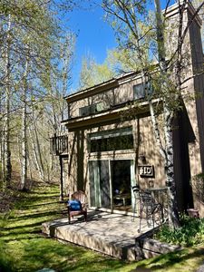 410 S 2nd Ave APT 37