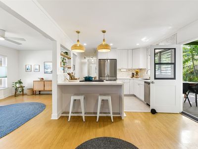 317 Olomana St APT A