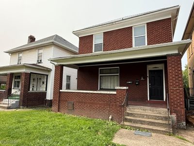1242 Ridge Ave