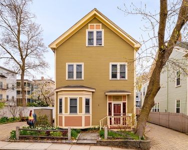 13 Hubbard St #B