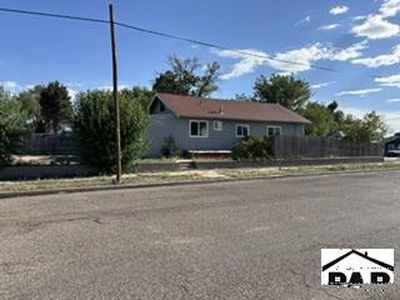 401 Lincoln Ave