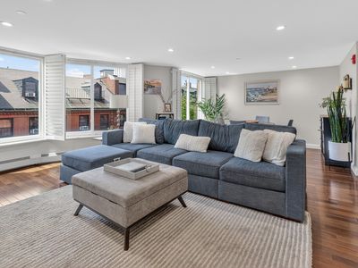 34 Hancock St APT 4A