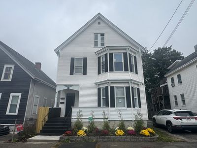 60-62 W 4th St
