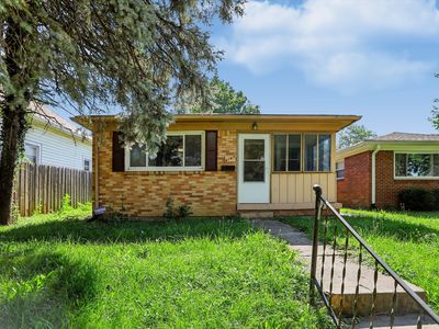 4147 Bowman Ave