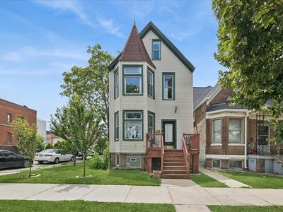2835 W Wellington Ave #2