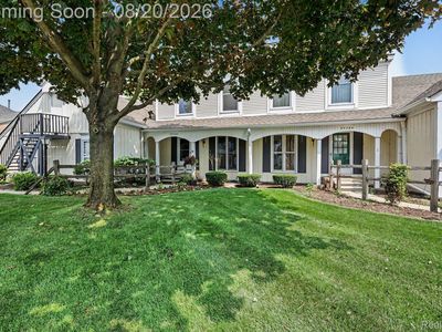 Property at 33362 Jefferson Ave, Saint Clair Shores, MI