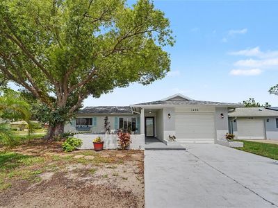 1496 Queen Anne Dr