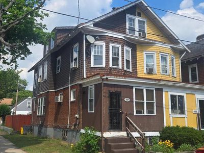 302 Cleveland Ave