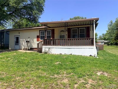 719 Elizabeth St