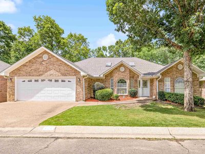 124 Southpark Pl