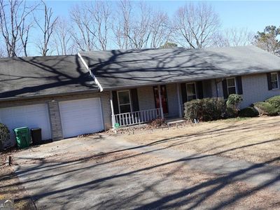 Property at 3263 Boulder Brook Dr, Lithonia, GA