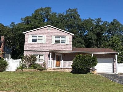 32 Sylvia Circle