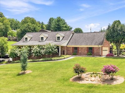 1620 Smithview Dr