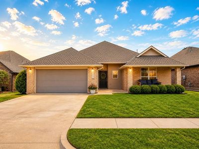 15920 Capri Ln