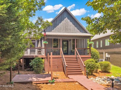 250 Falling Water Dr