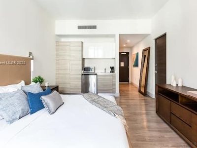 777 N Ocean Dr #S228