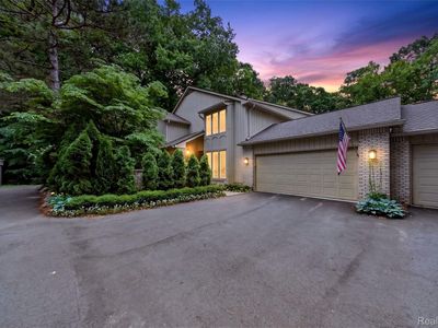 1262 Woodcrest Cir