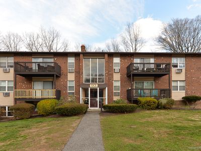 93 Balance Rock Road APT 1
