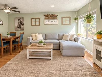 2890 Redwood #111 Parkway