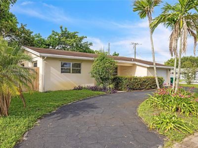 3860 NW 6th Pl