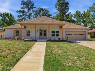 280 Fairfield Dr