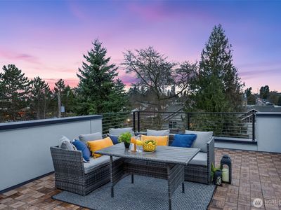 10306 E Midvale Avenue N