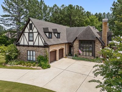 1050 Dunsmore Dr