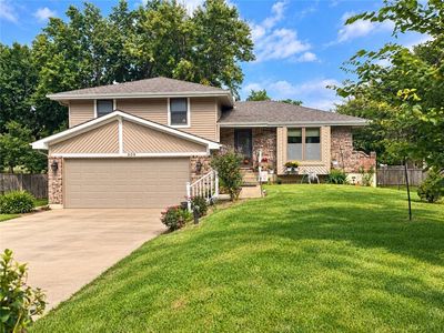 Property at 509 NW Beau Cir, Blue Springs, MO