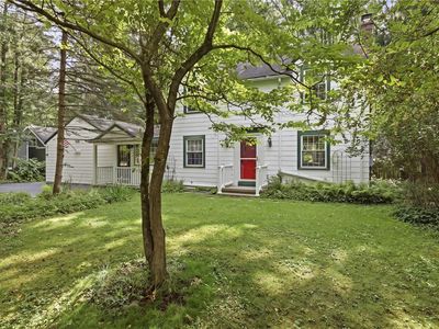 206 Bastian Rd