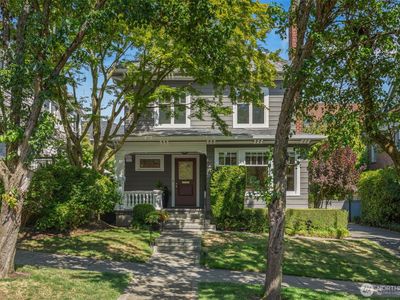 1218 3rd Avenue W