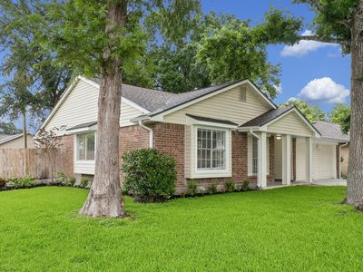 402 Forest Hills Dr