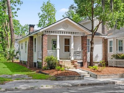 112 Goebel Avenue