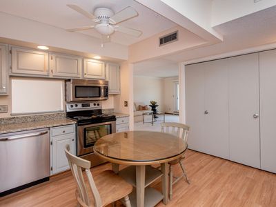 2485 Londin Ln E APT 217