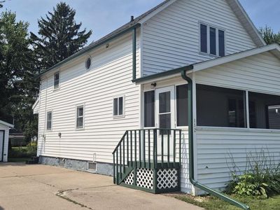 112 W GRANT STREET