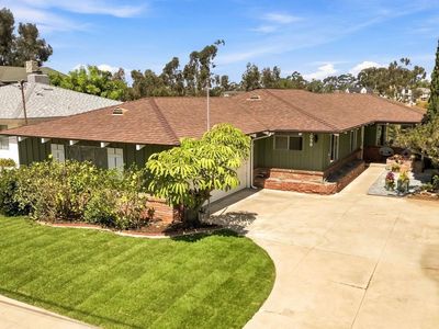 1056 Meade Ave