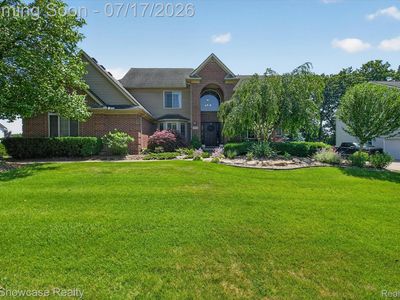 8265 Eastway Dr