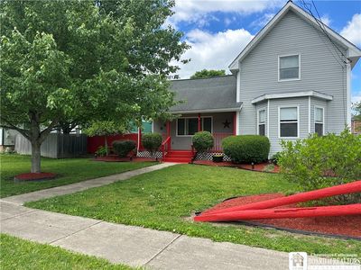 54 Maple Ave